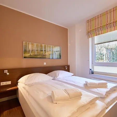 Apartment Residenz Seegras 4 *